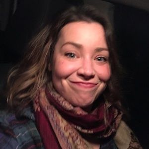 Meet your Posher, Laura